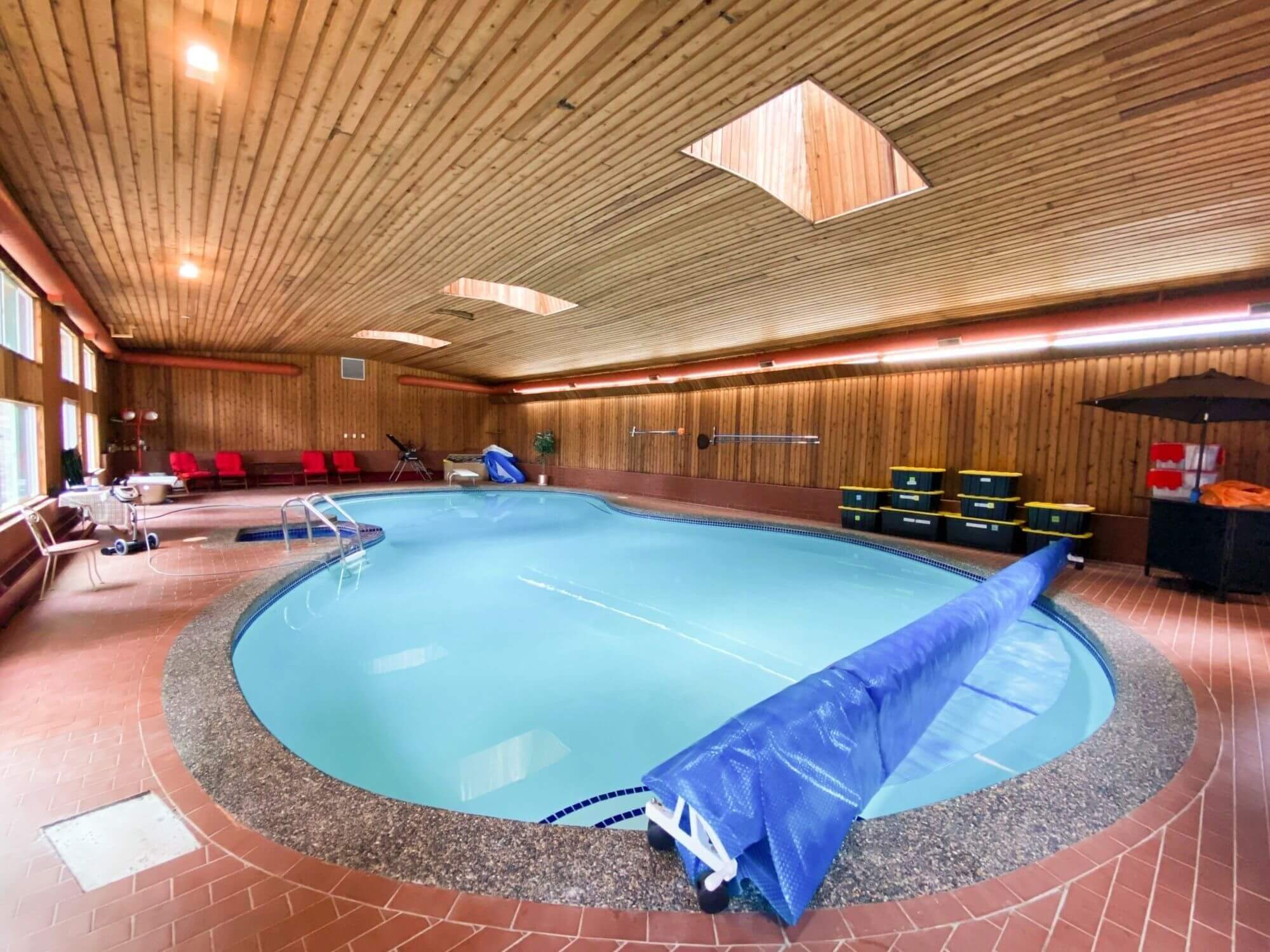Sunshine Hills Pool Owner